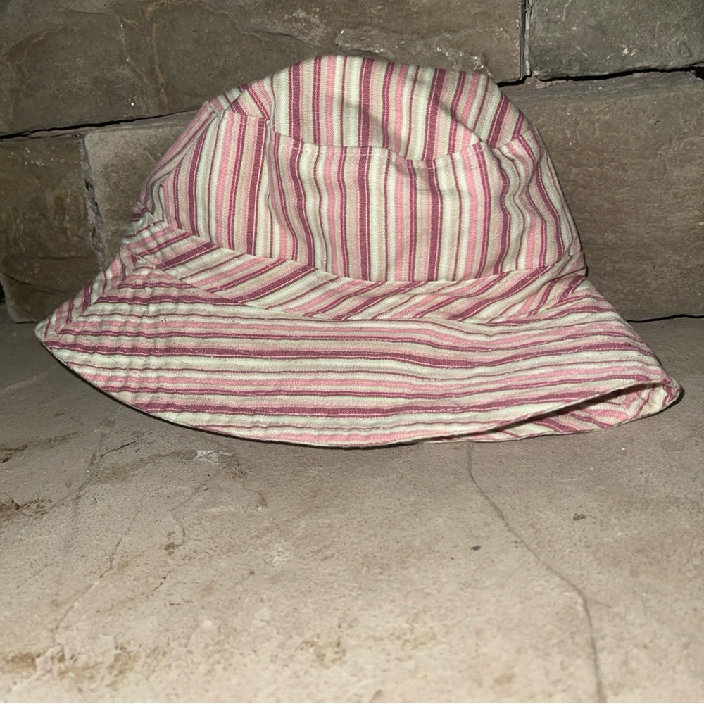 Baby GAP Striped Bucket Hat (0-6mo) 2002 Y2K